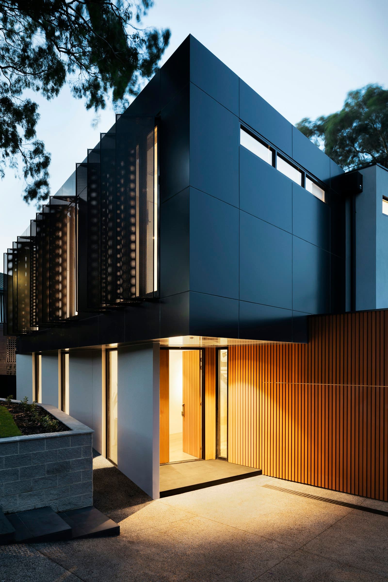 8 Marla house with basement, Executive Block